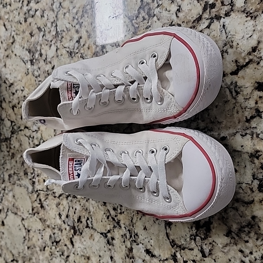 Converse White Fabric Low Tops Men 10 Women 12